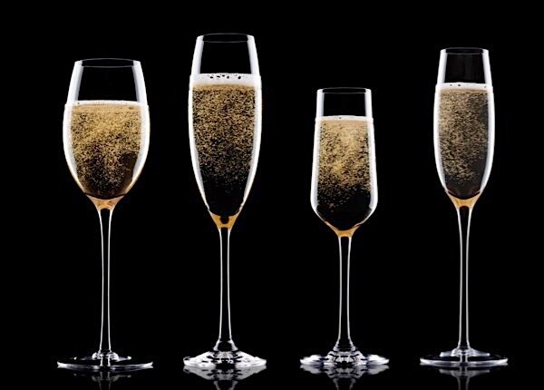 Champagner Gläsern